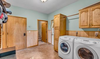 731 E 1100 Rd, Baldwin City, KS 66006
