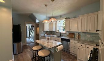 1821 Evergreen Ave, Alton, IL 62002