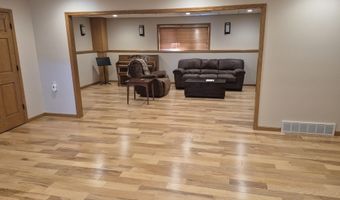 2420 SE 14th Ave, Aberdeen, SD 57401