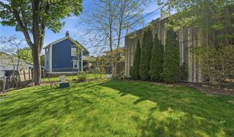 153 Marlborough St, East Greenwich, RI 02818