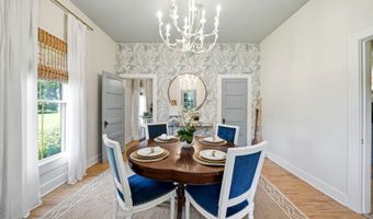 11005 Park Rd, Anchorage, KY 40223