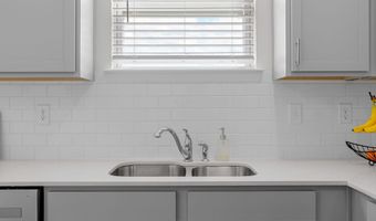 7007 Manse Ct, Boiling Springs, SC 29316