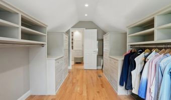 15 Strafford Ln, Bedford, NH 03110