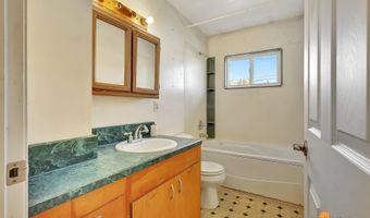 7813 Dover Ave, Anchorage, AK 99504