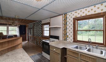 213 Patterson Creek Dr, Alderson, WV 24910