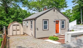 87 Jackson Schoolhouse Rd, Glocester, RI 02814