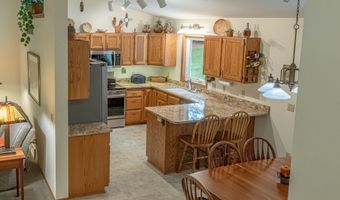 7549 W Village Crest Dr, Madison, WI 53719