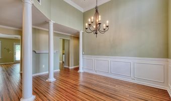 831 Vandenburg Dr, Boiling Springs, SC 29316
