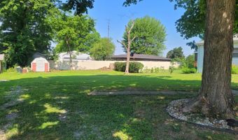 237 N 4th St, Albion, IL 62806
