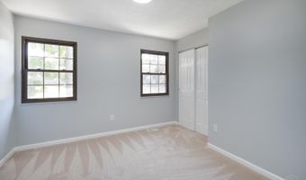 3858 Heritage Oak Dr, Amelia, OH 45102
