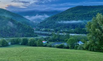 12129 N Scenic Hwy, Bastian, VA 24314
