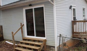 158 Walnut St, Amherst, VA 24521