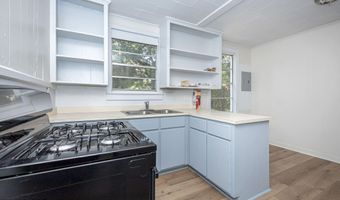 1275 Irish Hill Dr, Biloxi, MS 39530