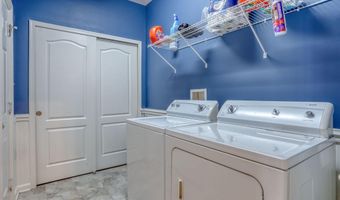 68 CRESTHAVEN Ln, Dover, DE 19901