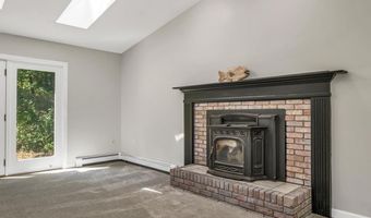 5 Sullivan Dr, Bow, NH 03304