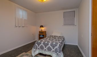 7 Harbor View Dr, Atlantic Highlands, NJ 07716