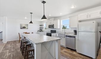 833 W Tepee St, Apache Junction, AZ 85120