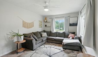 1624 Krumroy Rd, Akron, OH 44306