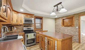 19164 258th Rd, Atchison, KS 66002