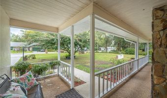 932 VAN Dr, Auburndale, FL 33823