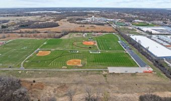 152 E Depot St, Antioch, IL 60002