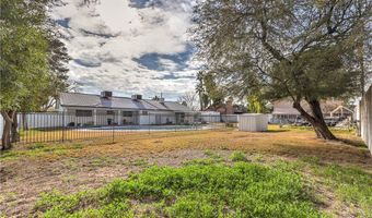 5854 Alfred Dr, Las Vegas, NV 89108