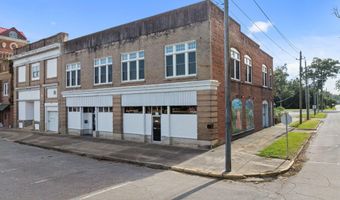522 W 1st St, Ayden, NC 28513