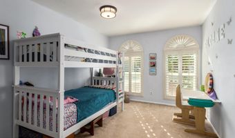 740 W SARAGOSA St, Chandler, AZ 85225