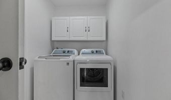 6 Wabasso Ter, Middletown, RI 02842