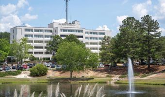 211 Luxborough Ct, Aiken, SC 29801