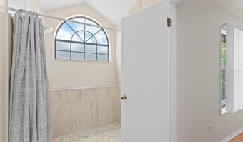 641 NORTHBRIDGE Dr, Altamonte Springs, FL 32714