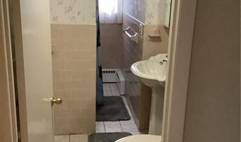 200 Waterman Lake Dr, Glocester, RI 02814