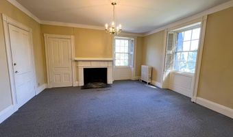 8 Crosby St, Augusta, ME 04330