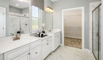 932 Oran Dr, Avon, IN 46123