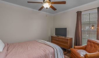 4204 Parkridge Dr, Benton, LA 71006