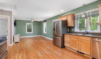 219 Fenner Hill Rd, Hopkinton, RI 02832
