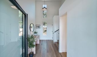 2927 Lawrence Ln, Escondido, CA 92025