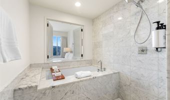 223 Saratoga Rd 3501, Honolulu, HI 96815