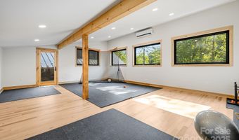 39 Bent Creek Preserve Rd, Asheville, NC 28806