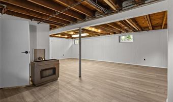 94 Carman St, Cranston, RI 02910