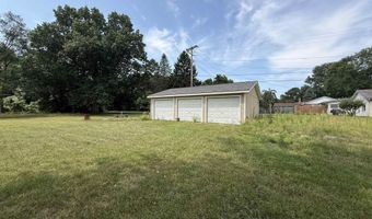 1433 Mill St, Algonac, MI 48001