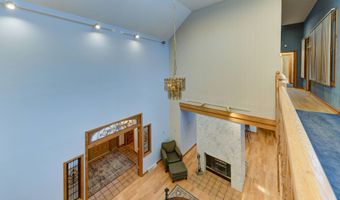 9 University Pl, Amsterdam, NY 12010