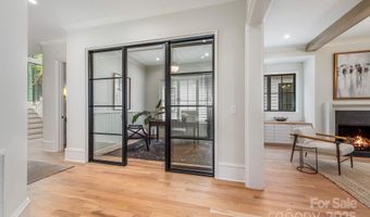 4021 Ridgecrest Ave, Charlotte, NC 28211
