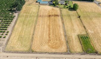 19801 OLMSTEAD Rd NE, Aurora, OR 97002