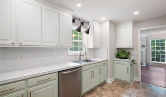 3060 Cypress Cv, Ball Ground, GA 30107