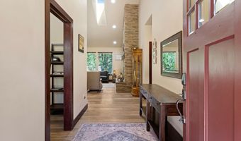 17142 Norwalk Rd, Bend, OR 97707