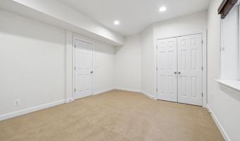 22411 CONSERVANCY Dr, Ashburn, VA 20148