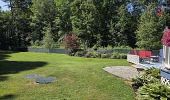 272 Belmont Ave, Belfast, ME 04915