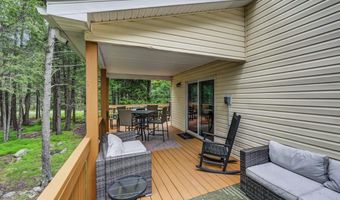 238 King Arthur Rd, Blakeslee, PA 18610
