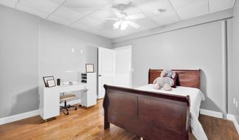 430 Summer Lake Dr, Bedford, IN 47421